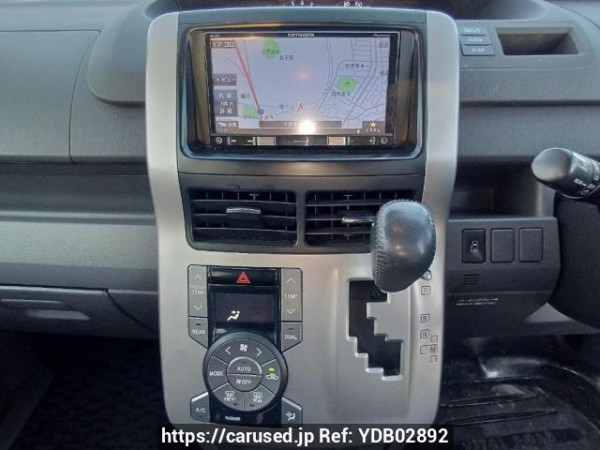 Used 2009 AT toyota noah ZRR70W Image[23]