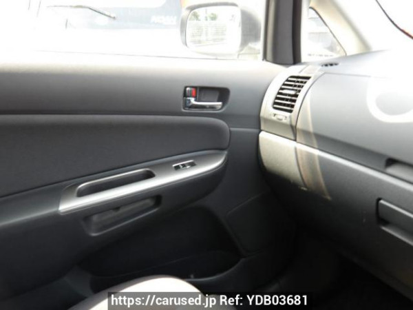 Used 2005 AT toyota wish ZNE10G Image[30]