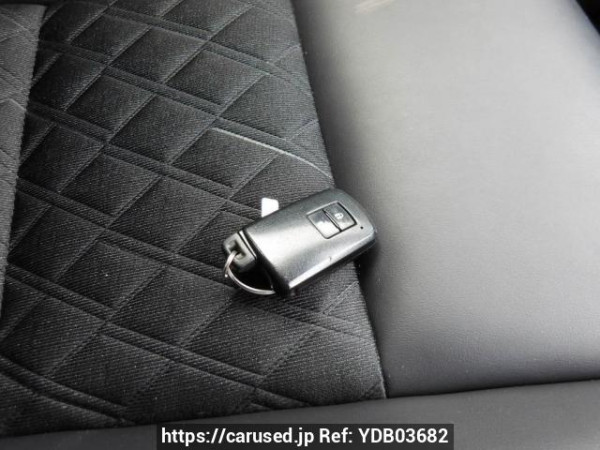 Used 2014 AT toyota harrier ZSU60W Image[29]