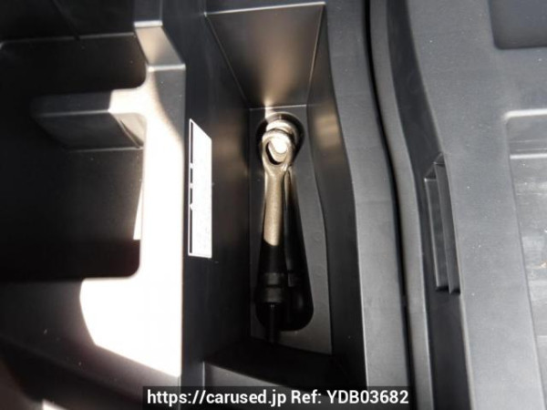 Used 2014 AT toyota harrier ZSU60W Image[43]