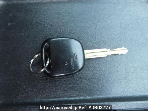 Used 2003 AT toyota wish ZNE10G Image[32]