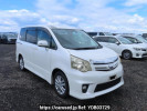 Toyota Noah ZRR70W