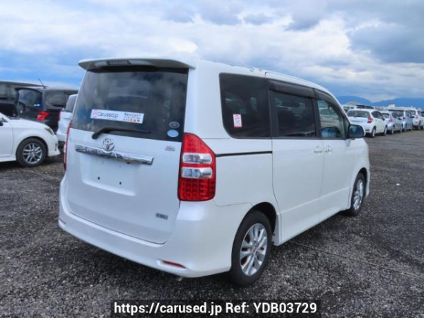 Used 2010 AT toyota noah ZRR70W Image[6]