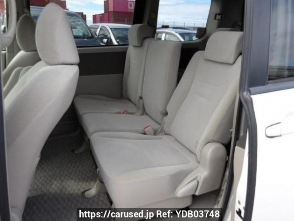 Used 2008 AT toyota noah ZRR70G Image[12]