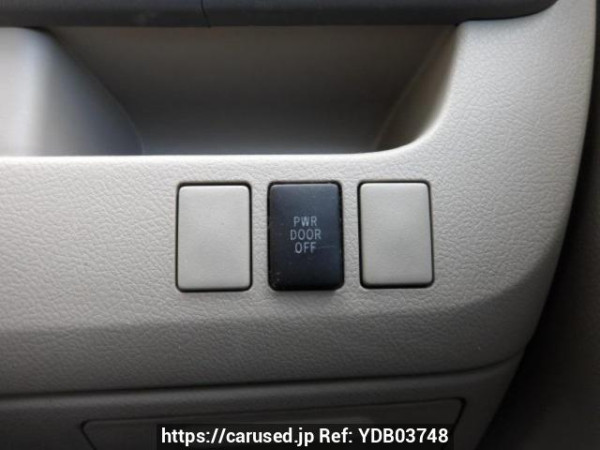 Used 2008 AT toyota noah ZRR70G Image[17]