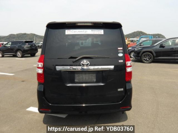 Used 2010 AT toyota noah ZRR70W Image[5]
