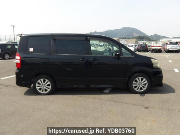 Used 2010 AT toyota noah ZRR70W Image[7]