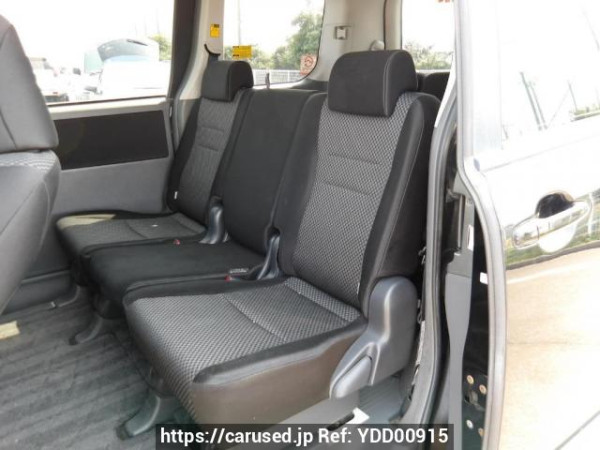 Used 2008 AT toyota noah ZRR70W Image[16]