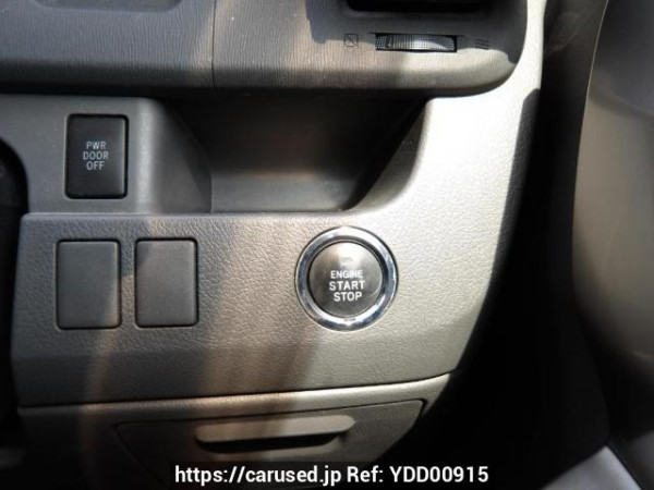Used 2008 AT toyota noah ZRR70W Image[28]