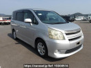 Toyota Noah ZRR70W