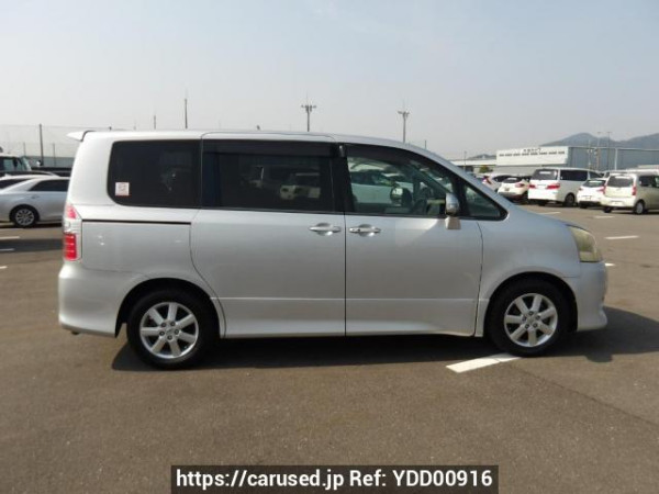 Used 2007 AT toyota noah ZRR70W Image[7]