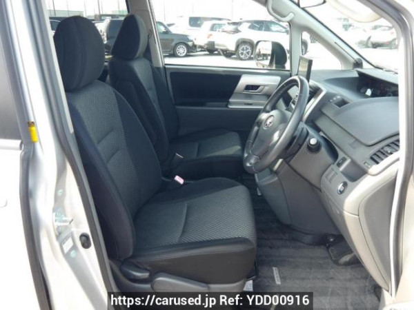 Used 2007 AT toyota noah ZRR70W Image[13]