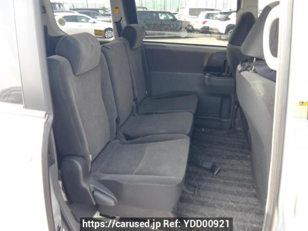 Used 2008 AT toyota noah ZRR70G Image[15]