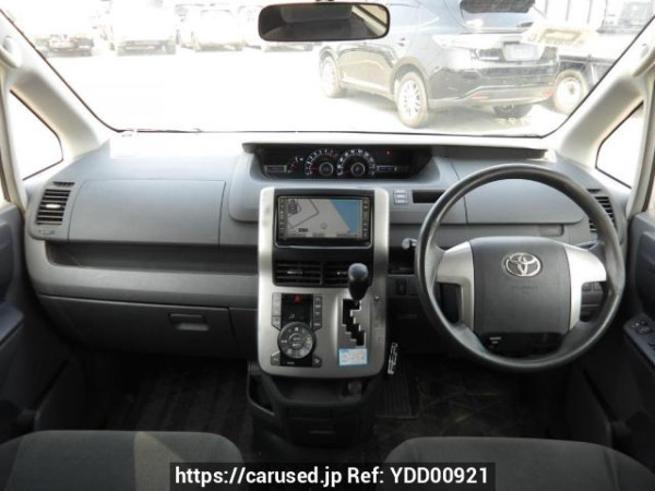 Used 2008 AT toyota noah ZRR70G Image[18]