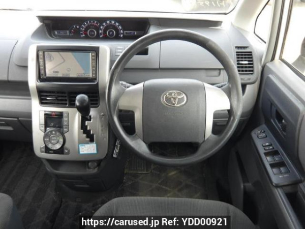 Used 2008 AT toyota noah ZRR70G Image[20]