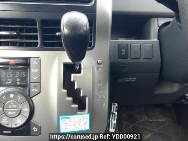 Used 2008 AT toyota noah ZRR70G Image[26]