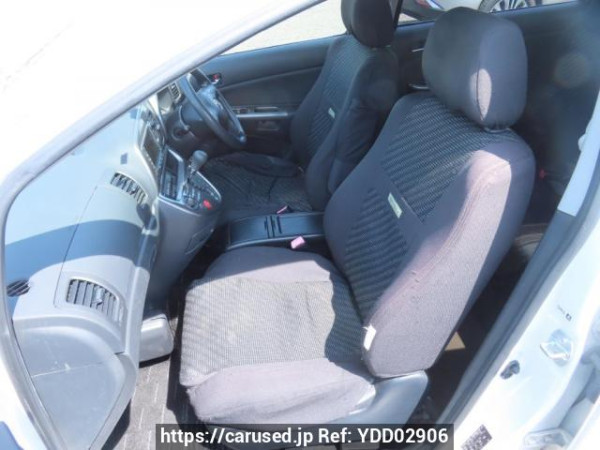 Used 2004 AT toyota wish ZNE10G Image[16]