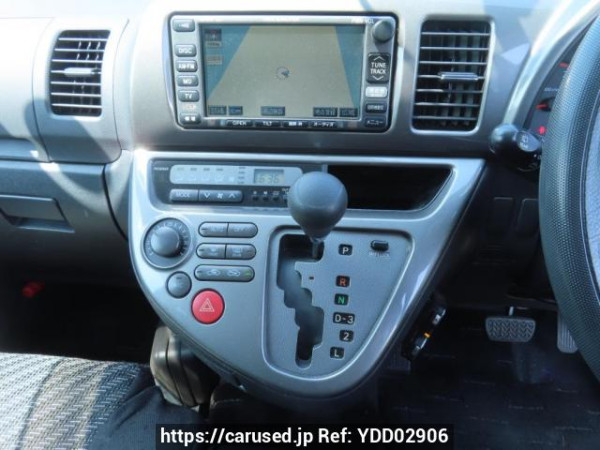 Used 2004 AT toyota wish ZNE10G Image[24]
