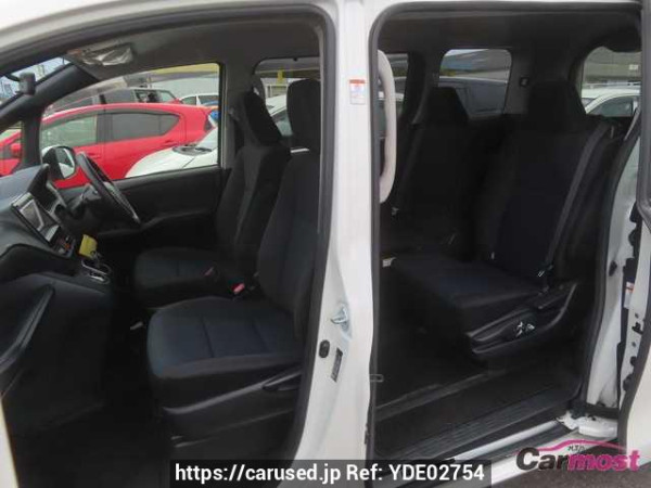 Used 2014 CVT toyota voxy ZWR80 Image[21]