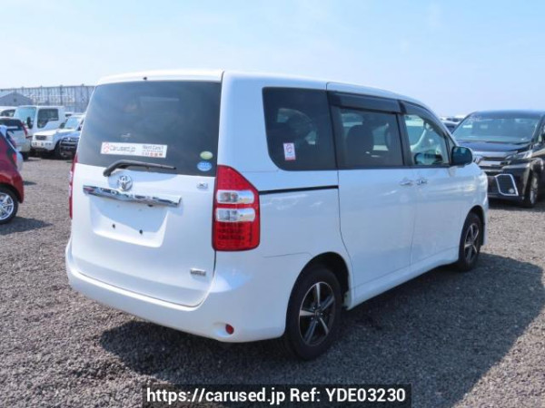 Used 2011 AT toyota noah ZRR70G Image[6]