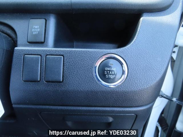 Used 2011 AT toyota noah ZRR70G Image[31]