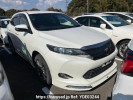 Toyota Harrier ZSU60W