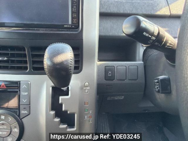 Used 2007 AT toyota noah ZRR70W Image[11]