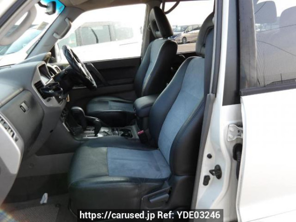 Used 2005 AT mitsubishi pajero V73W Image[14]