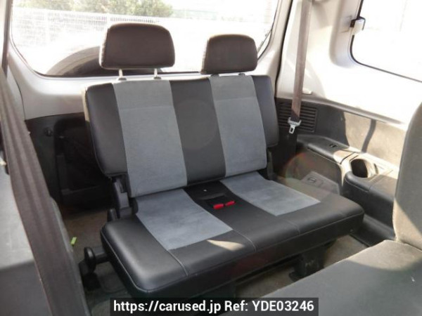 Used 2005 AT mitsubishi pajero V73W Image[17]