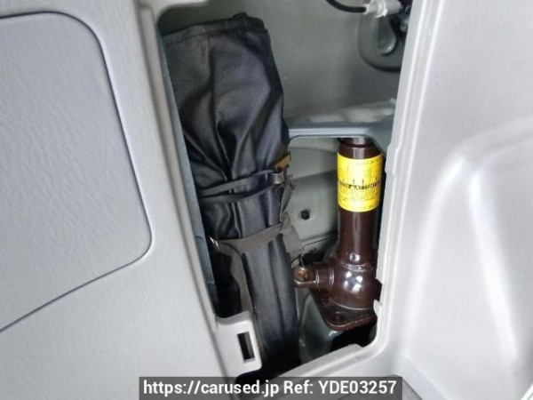 Used 2003 AT toyota hilux-surf RZN215W Image[40]