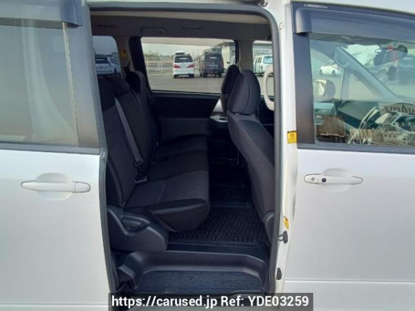 Used 2010 AT toyota noah ZRR75W Image[15]