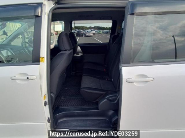 Used 2010 AT toyota noah ZRR75W Image[16]