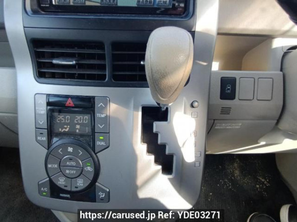 Used 2007 AT toyota noah ZRR70G Image[22]
