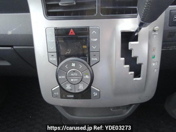 Used 2008 AT toyota noah ZRR70W Image[23]