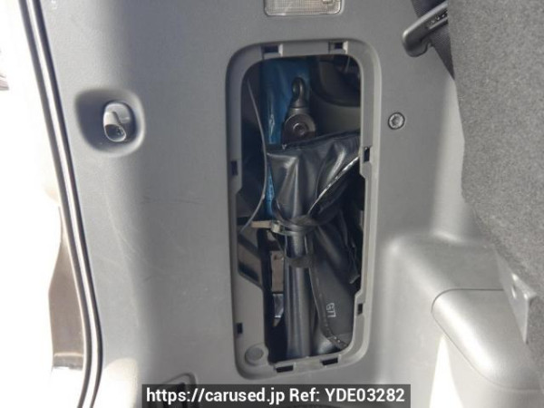 Used 2007 AT toyota noah ZRR70W Image[44]