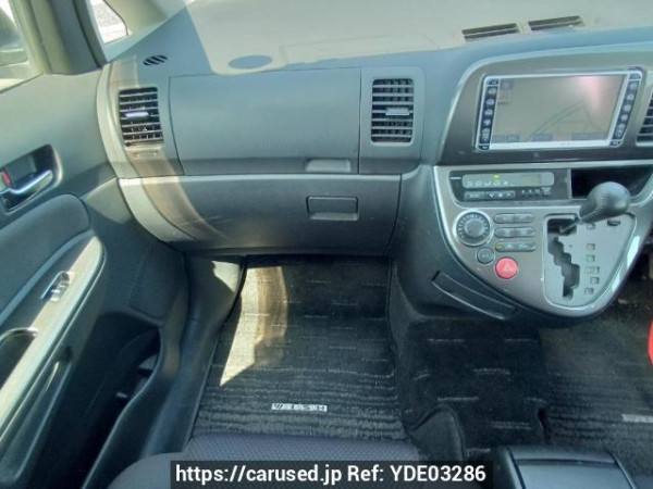 Used 2005 AT toyota wish ZNE10G Image[19]