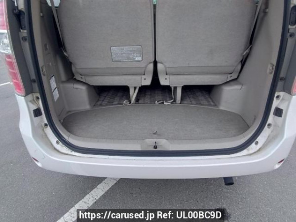 Used 2009 AT toyota noah ZRR75G Image[8]