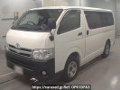 Toyota Regiusace Van KDH206V
