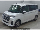 Toyota Roomy M900A