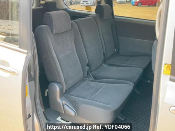 Used 2010 AT toyota noah ZRR75G Image[14]