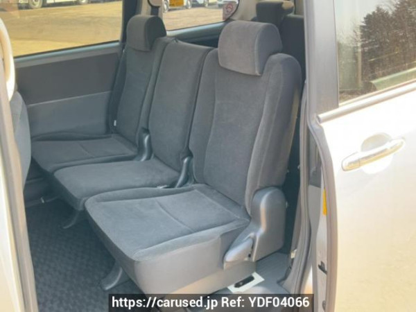 Used 2010 AT toyota noah ZRR75G Image[15]