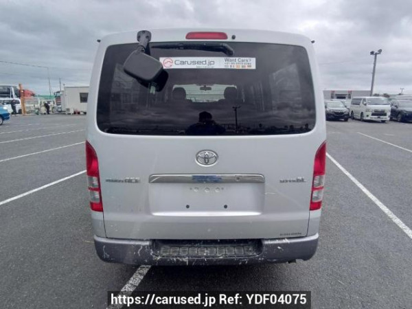 Used 2006 AT toyota regiusace-van KDH205V Image[5]