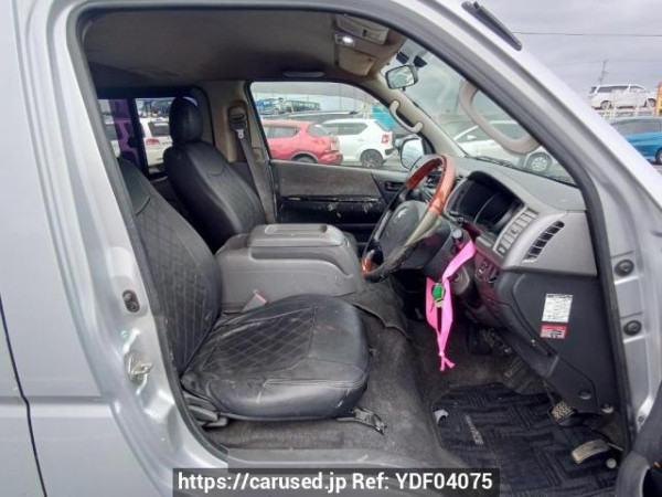 Used 2006 AT toyota regiusace-van KDH205V Image[13]