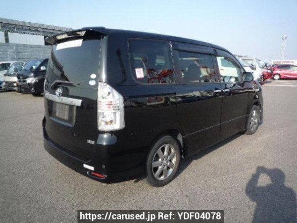 Used 2010 AT toyota voxy ZRR70W Image[5]
