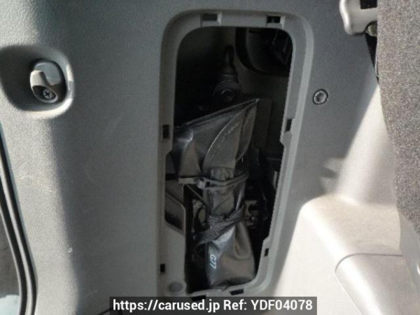 Used 2010 AT toyota voxy ZRR70W Image[41]