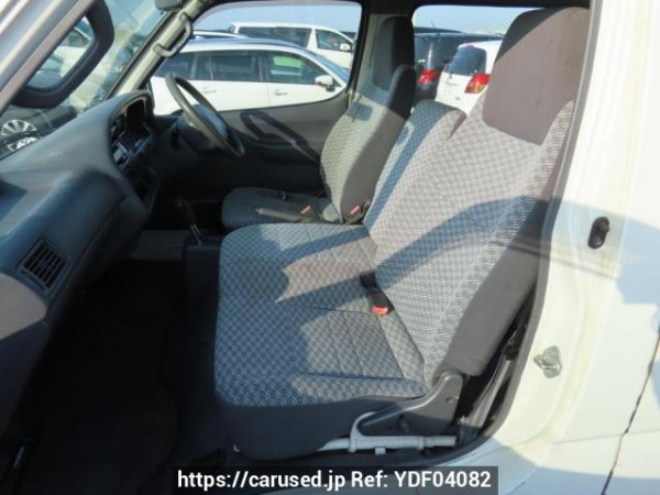 Used 2001 AT toyota hiace-commuter RZH125B Image[17]