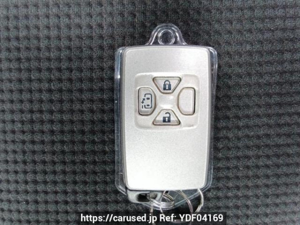 Used 2007 AT toyota noah ZRR70G Image[26]