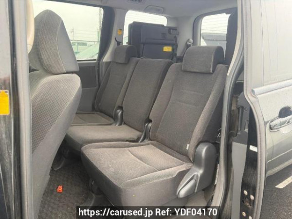 Used 2008 AT toyota noah ZRR70G Image[12]