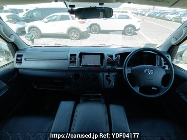 Used 2006 AT toyota regiusace-van TRH200V Image[16]