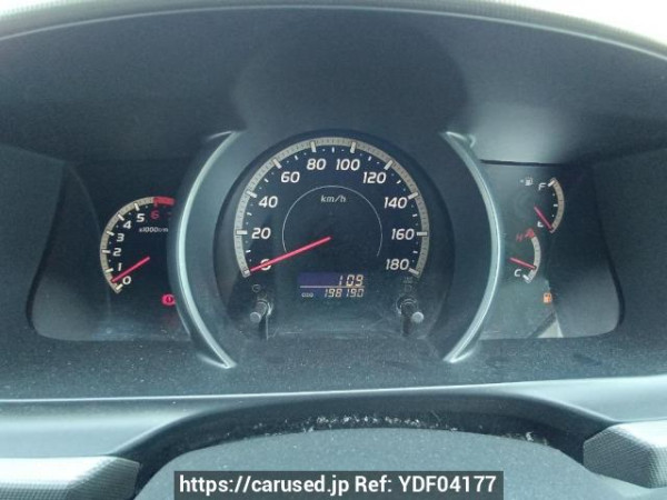 Used 2006 AT toyota regiusace-van TRH200V Image[19]